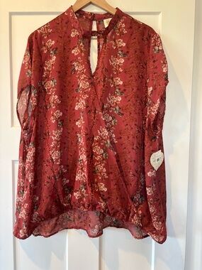 NWT Self Esteem Women’s Plus Maroon Sheer Chiffon Floral Surplice Blouse 3X
